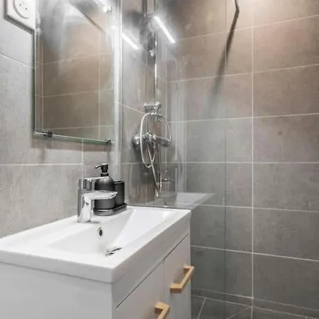 Appartamento Paisible En Banlieue Parisienne - Montreuil (Seine-Saint-Denis)